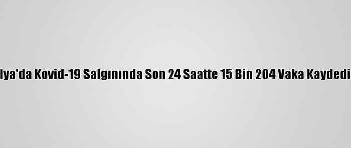 İtalya'da Kovid-19 Salgınında Son 24 Saatte 15 Bin 204 Vaka Kaydedildi