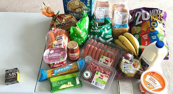 3. Вот сколько еды можно купить за стоимость пачки сигарет в Австралии