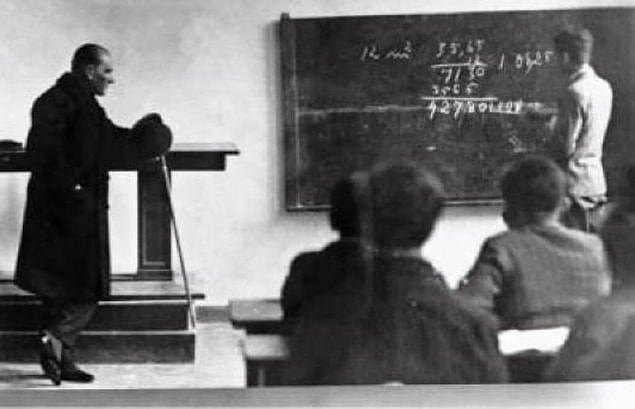 Ama şundan eminiz ki Gazi, Hitler'den kaçan bilim insanlarına kucak açar ve onların üniversiteler bünyesinde istihdam edilmesi için elinden geleni yapar.