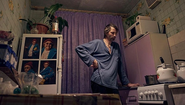 Мать и бабушка Филиппова много лет присматривали за Юрием, приютили его в своем доме, а позже помогли получить госгарантийное жилье.