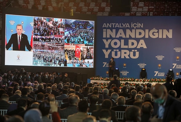 Ajansların kongrelerden geçtiği fotoğraflar 📷