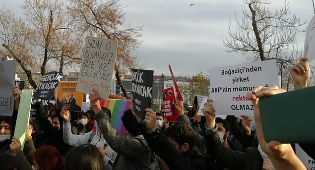 "Dönüşümün sancılarını yaşıyoruz"