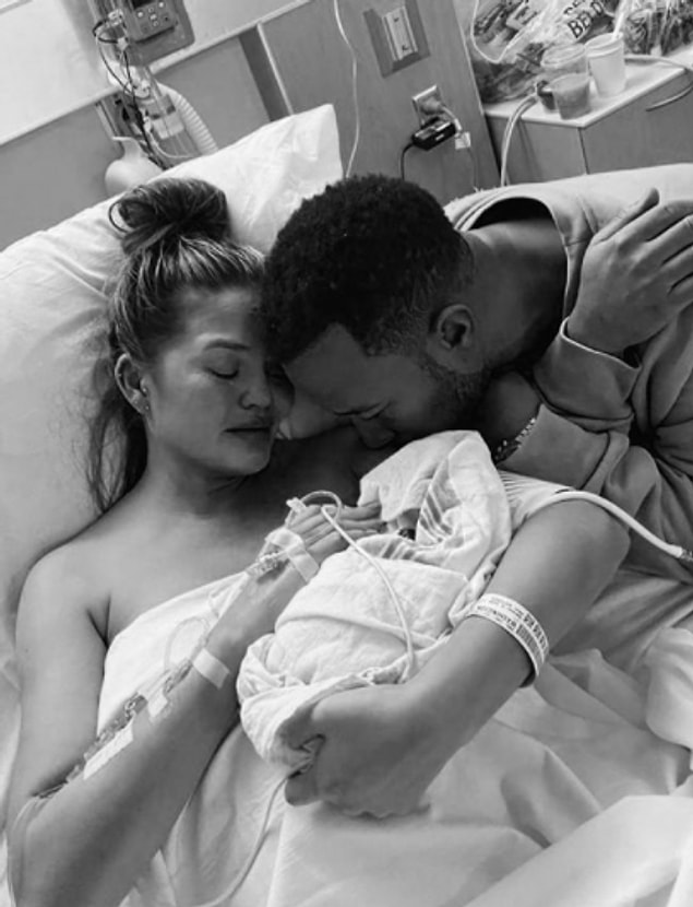 2. Chrissy Teigen
