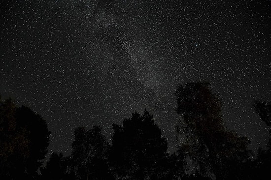 Bir Cüce Galaksinin Çevresinde Devasa Bir Karanlık Madde 'Halesi' Keşfedildi