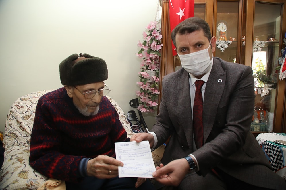 Sivas'ta Emekli Çift, 5 Milyon TL'lik Birikimini Cami İçin Bağışladı: 'Yemedik, İçmedik Biriktirdik'