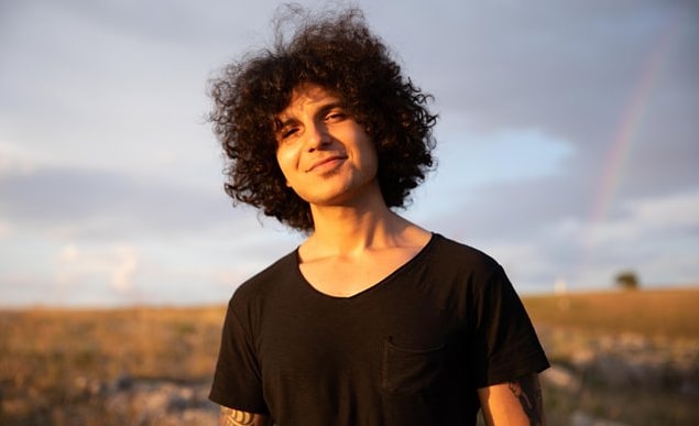 Batu Akdeniz!
