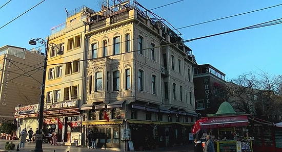 Ayasofya'ya Komşu Olan Tarihi Han 120 Milyon Liraya Satışa Çıkarıldı