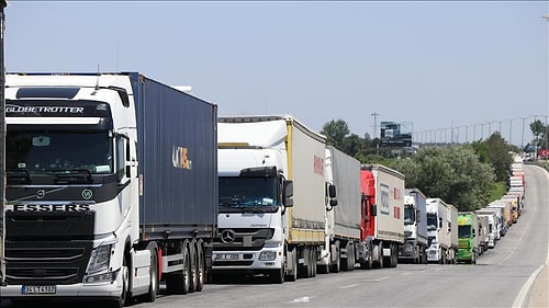 40 Milyon Liralık Vurgun: Gürcistan'a Giden 21 TIR Dolusu İçki Buhar Oldu