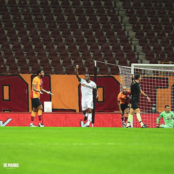 30. dakikada Alanyaspor, Babacar'ın golüyle öne geçti: 0-1