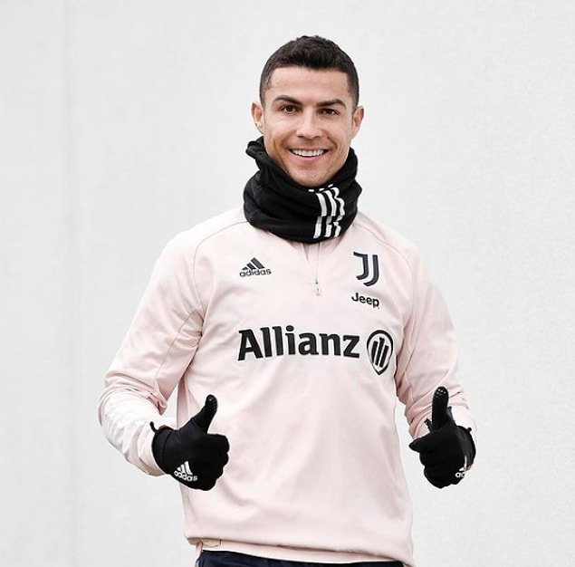 2. Cristiano Ronaldo / 261 milyon takipçi