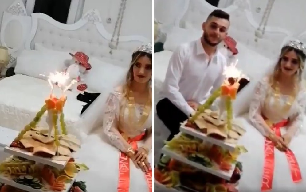 Gerdeğe Girecekleri Odada Yanar Dönerli Meyve Tabağı ile Poz Veren Gelin ile Damat