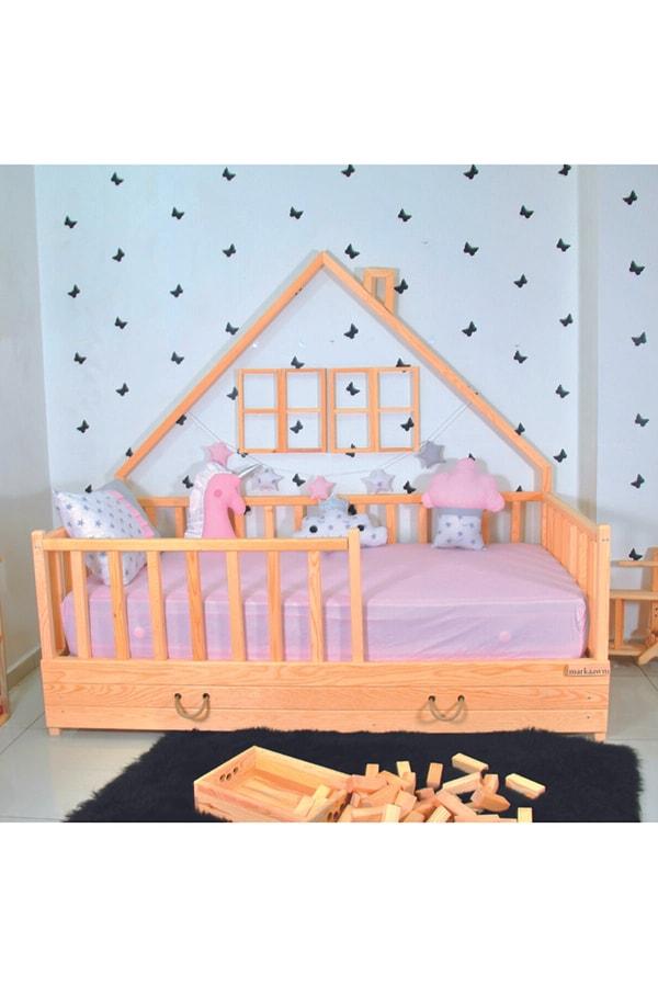 4. Bu montessori yataklar da çok kullanışlı. Hem üstü tamamen açık hem de ev görünümü yine de mevcut.
