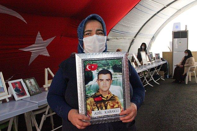 Er Adil Kabaklı -  2 Ekim 2015'te Ağrı'daki birliğine katılmak üzere yola çıkan Gaziantepli Er Adil Kabaklı, Tunceli-Pülümür kara yolunda yol kesen PKK'lı teröristlerce otobüsten indirilerek kaçırılmıştı.