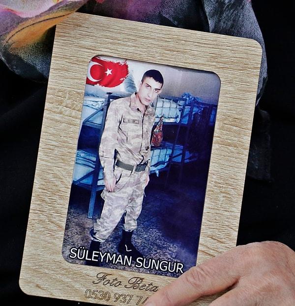 Er Süleyman Sungur - Sungur, Bingöl'de 15 Ağustos 2015'te vatani görevini yaparken memleketi Siirt'e bayram iznine döndüğü sırada Lice'de yol kesen PKK'lı teröristlerce kaçırılmıştı.