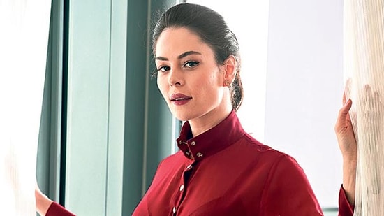 Kuruluş Osman Malhun Hatun Kimdir? Yıldız Çağrı Atiksoy Rol Aldığı Dizi ve Filmler...