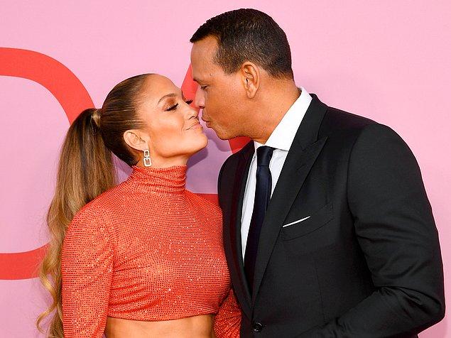 Bu iddiaların ardından Alex Rodriguez, nişanlısı Jennifer Lopez için Sevgililer Günü sürprizleri hazırladı.