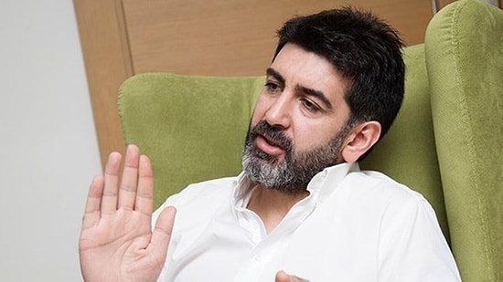 Gazeteci Levent Gültekin Halk TV Önünde 20-25 Kişilik Bir Grubun Saldırısına Uğradı