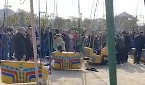 Çin'de Lunapark Kazası: Salıncaklar Yere Düştü, 16 Kişi Yaralandı