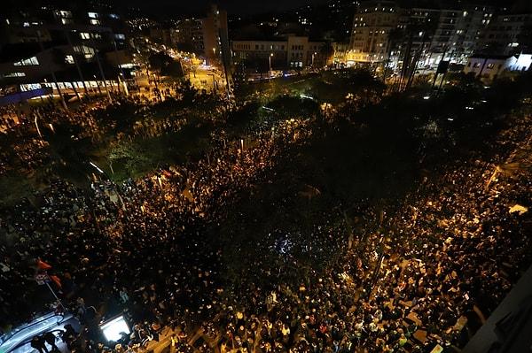 Katalonya'daki tüm büyük şehirlerde gösteri düzenlendi