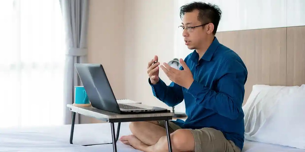 Madem Sizi Yatakta Çalışmaktan Vazgeçiremedik Bari Ağrısız Sızısız Çalışma Tavsiyelerimizi Dinleyin