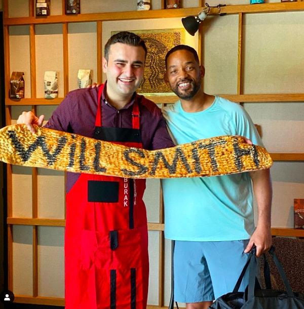 11. Dubai'ye açtığı yeni restoranı ile adından söz ettiren CZN Burak, dünyaca ünlü oyuncu Will Smith ile fotoğrafını paylaştı!