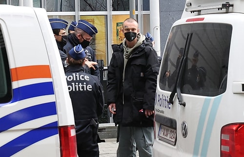 Protesto İçin 'Canlı Yarasa' Yemek İsteyen Aktivist Gözaltına Alındı