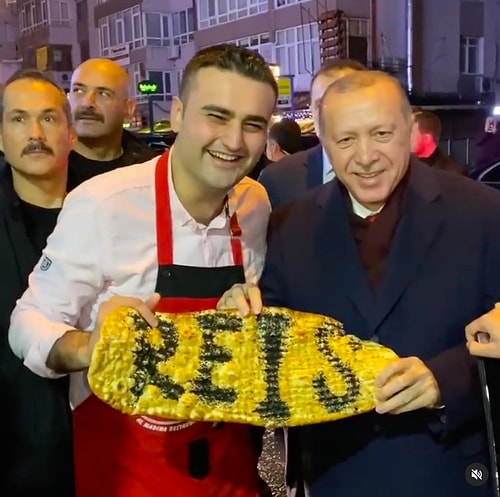 Ağırlamadığı Kalmadı! CZN Burak'ın Pidenin Üstüne İsmini Yazdığı Dünyaca Ünlü Kişiler