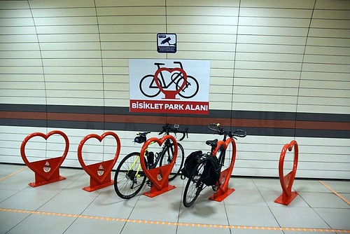 İstanbul'daki Metro İstasyonlarına 'Bisiklet Park Alanları' Kuruluyor