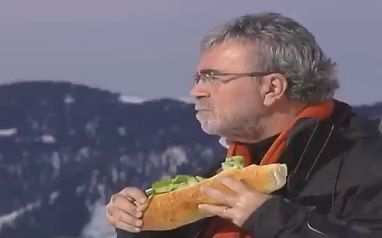 Twitter'da Viral Olan Görüntülerine Mehmet Yaşin'den Açıklama: 'Kaçkar Dağlarında Sandviç Molası Veriyordum'