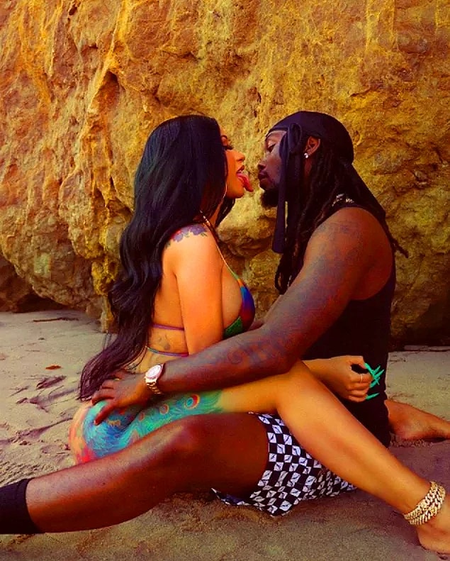 1. Çenesindeki ağrıdan dolayı takipçilerinden öneri isteyen Cardi B, verdiği cevapla hepimizi şaşırttı!