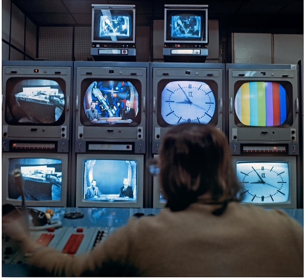 Однако речь не шла о модных машинах, сексуальных помадах или модной одежде. В первом рекламном ролике банда сладкой кукурузы в початках поет песни, пропагандирующие здоровое питание.