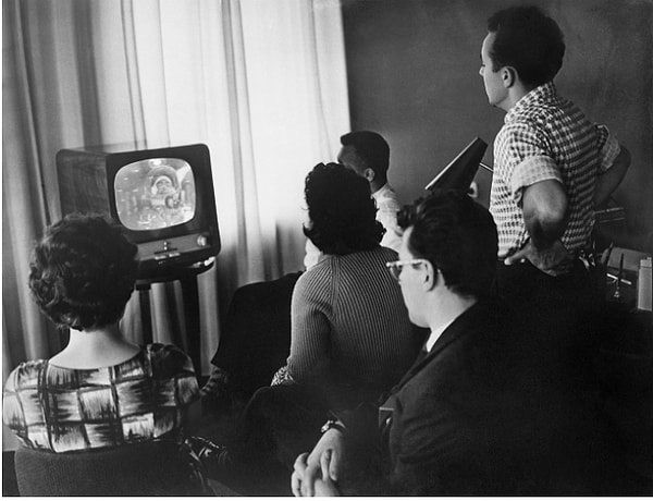 Рекламные ролики на бумаге