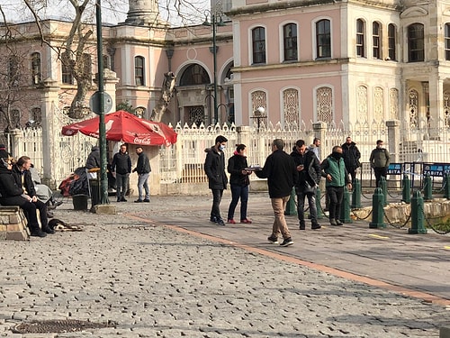 Kısıtlanamayanlar: Yasağa Rağmen Ortaköy Sahili'nde Adım Atacak Yer Kalmadı