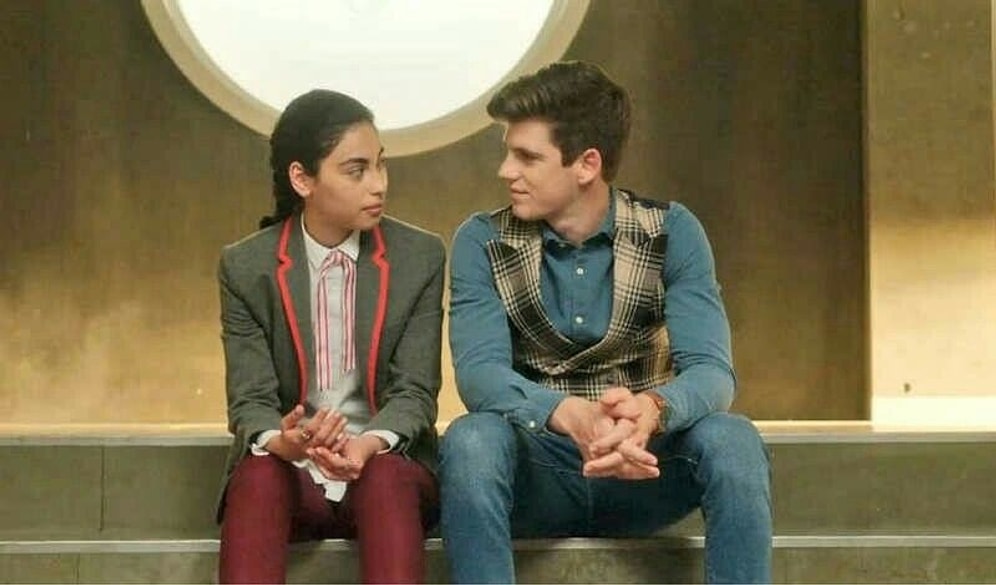 Karşınızdaki Kişinin Sizinle Flört Edip Etmediğini Anlamanın Yolu Bilimden Geçiyor!