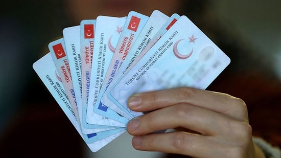 'Hayat Kimliğinle Kolay' Uygulamasına Rekor Sayıda Başvuru Yapıldığı Açıklandı