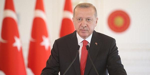 Cumhurbaşkanı Recep Tayyip Erdoğan da ne yazık ki bazen bu tarz tepki çeken cinsiyetçi açıklamalara imza atıyor.