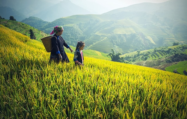 Laos tüm güzelliklerine rağmen çok talihsiz bir ülke