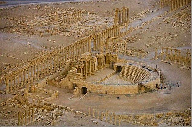 Bugün hikayesini anlatacağımız şehir 4.000 yıllık tarihiyle, çölün ortasında bir hazine: Palmira.