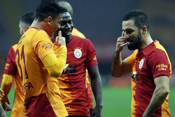 Bu sonuçla ligde 18. galibiyetini elde eden ve liderliğini sürdüren Galatasaray puanını 57'ye yükseltirken, 13. mağlubiyetini alan Büyükşehir Belediye Erzurumspor ise 25 puanda kaldı.
