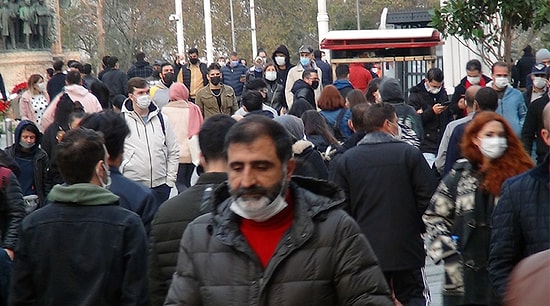 Koronavirüs Türkiye: 8 Bin 424 Yeni Vaka, 66 Ölüm...