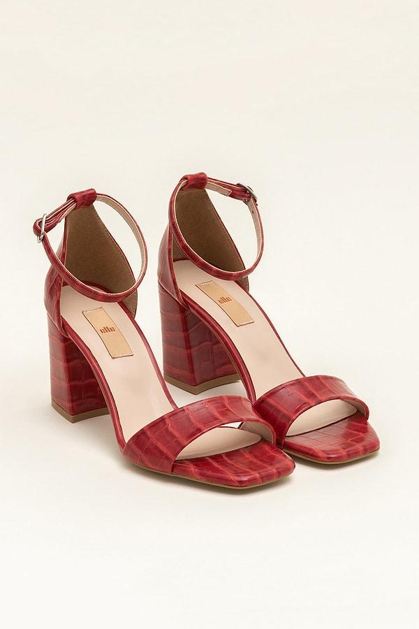 17. Kırmızı sandalet aşkına...❤️