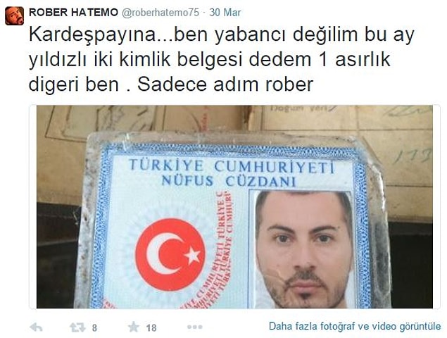Yıllar önce Kardeş Payı dizisindeki "en sevdiğim yabancı şarkıcı Rober Hatemo" esprisi ünlü şarkıcıyı kızdırmış, ailesinin nüfus belgelerini paylaşmıştı.