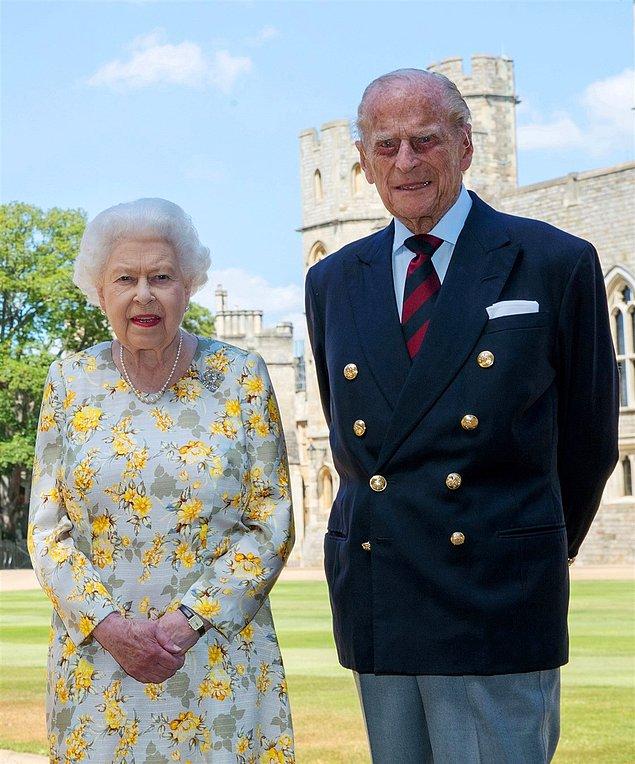 Kraliçe Elizabeth'in 69 yıllık taht süresinde Prens Philip hep yanında oldu biliyorsunuz ki...