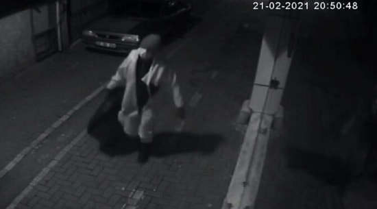 6 Bin Liralık Sigara Çaldı! Filyasyon Ekibi Tulumuyla Hırsızlık