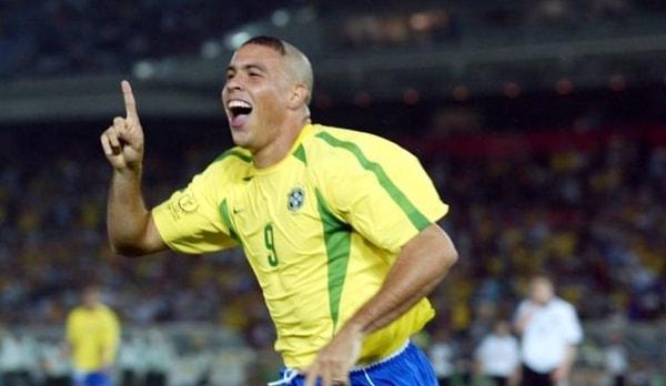 Moment | Ronaldo Nazário - 97