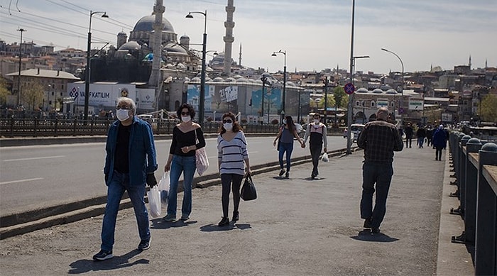 Habertürk Yazarı Sarıkaya: 'Üç Hafta Sonra Hastaneler Tıka Basa Dolarsa Anlarız'