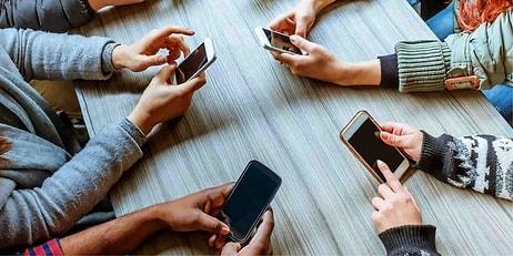 Akıllı Telefon Bağımlılığına Karşı Uzmanlardan Gri Ton Modu Önerisi: Daha Az İlgi Çekici Hale Getirebilir