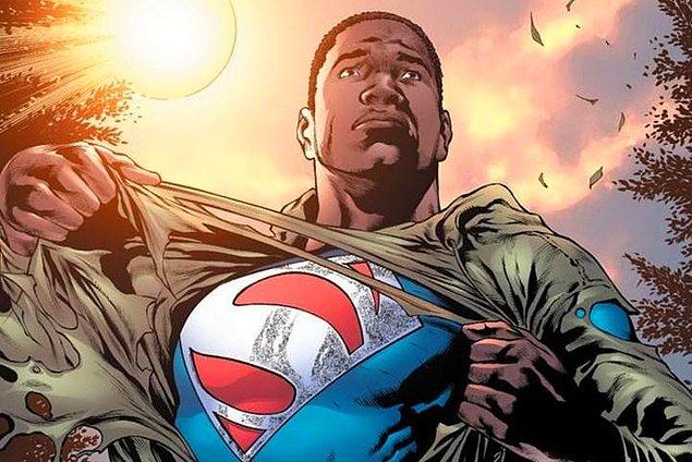 Henry Cavill’in başrolde yer alıp almayacağı belirsiz. Superman’in siyahi olması bekleniyor.