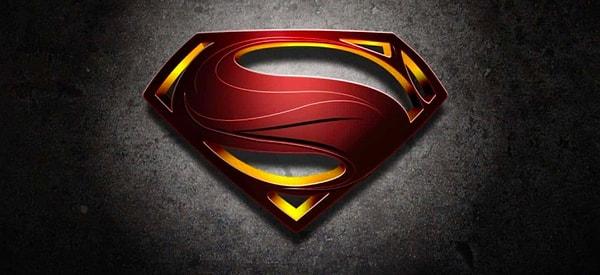 1. J.J. Abrams’ın yapımcılığını yürüteceği yeni bir Superman filmi için çalışmalara başlandı. Hikaye sıfırlanacak.