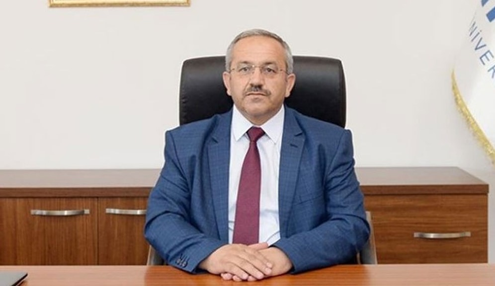 İlahiyat Profesörü Mimarlık Fakültesi Dekanlığına Atandı